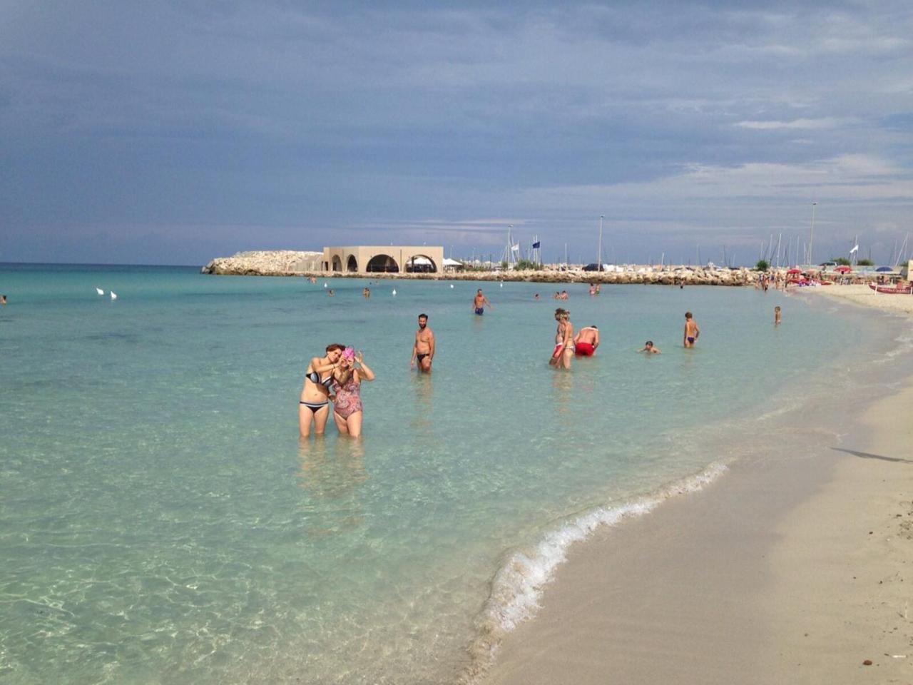 Graziella Apartments By Renthousesalento San Foca Bagian luar foto